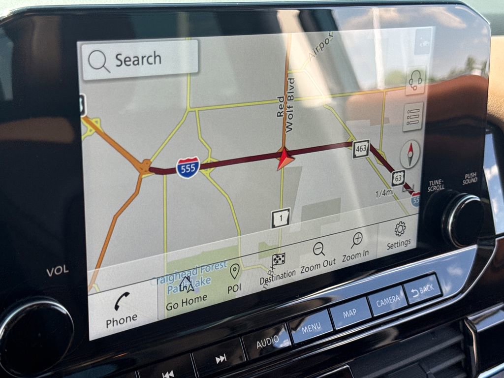 Used 2024 Nissan Pathfinder Platinum w/ Black Appearance Package image 25