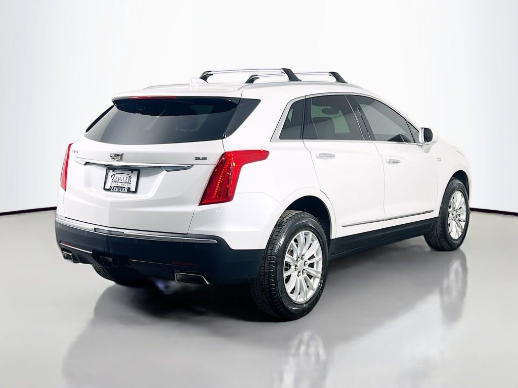 Used 2017 Cadillac XT5 FWD image 5