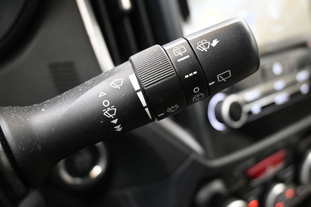 Used 2023 Subaru Forester Limited w/ Popular Package #3 AWD/4WD image 30