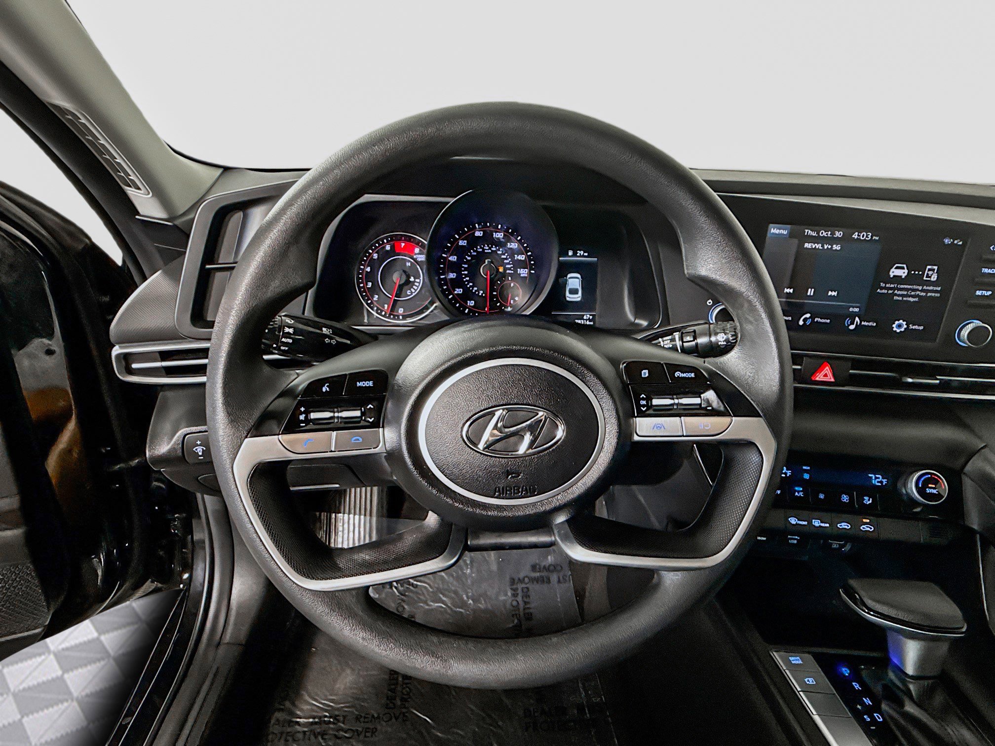 Used 2023 Hyundai Elantra SEL image 13