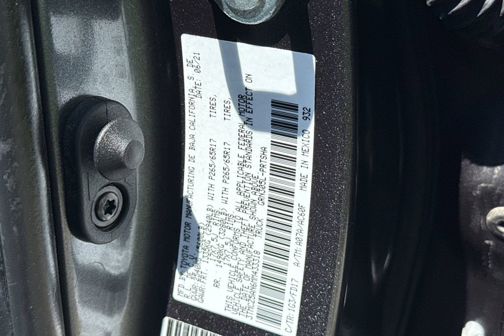 Used 2021 Toyota Tacoma TRD Sport AWD/4WD image 29