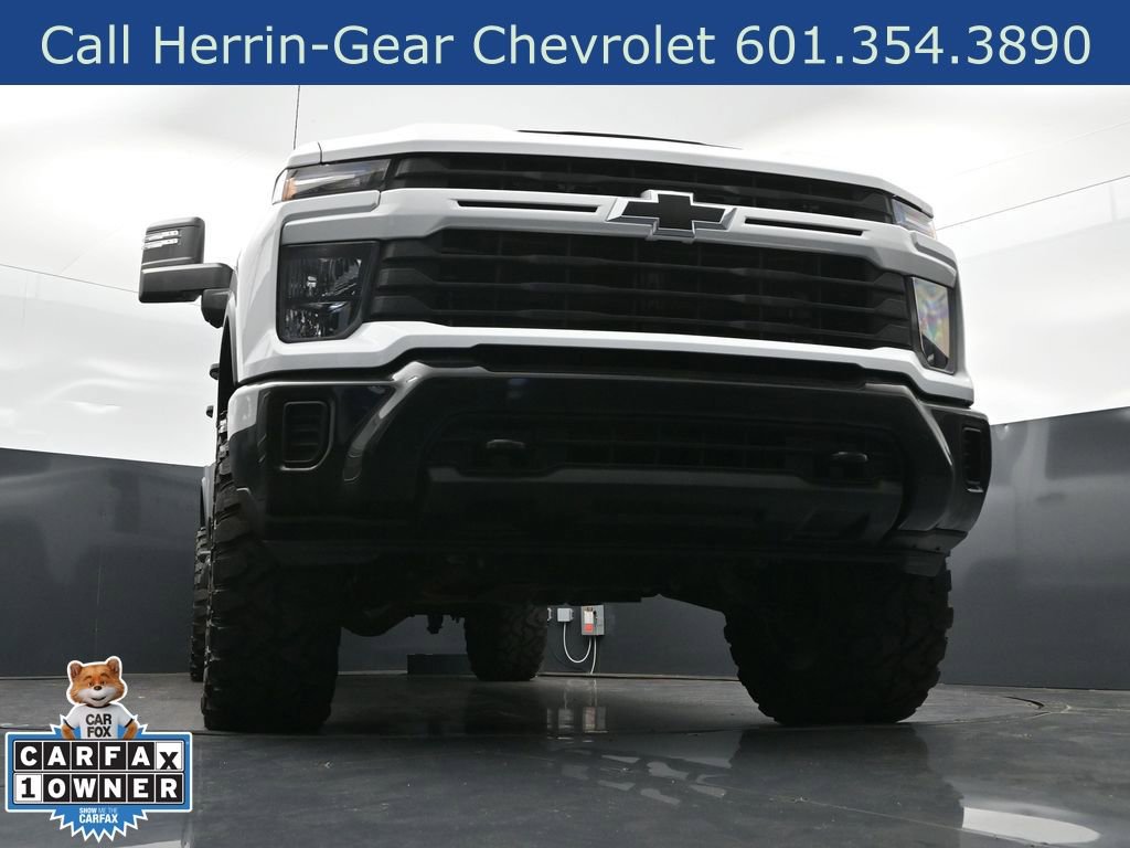Used 2024 Chevrolet Silverado 2500 Custom w/ Custom Value Package AWD/4WD image 46