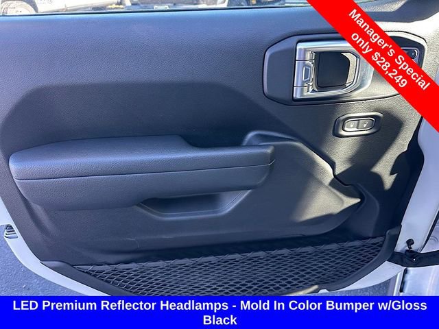 Used 2022 Jeep Wrangler Unlimited Sport image 12