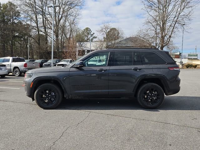 New 2026 Jeep Grand Cherokee Altitude RWD image 4