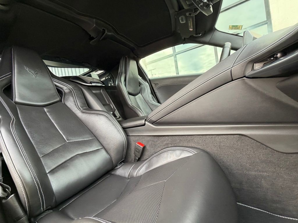 Used 2023 Chevrolet Corvette Stingray Preferred Cpe w/ 2LT image 17