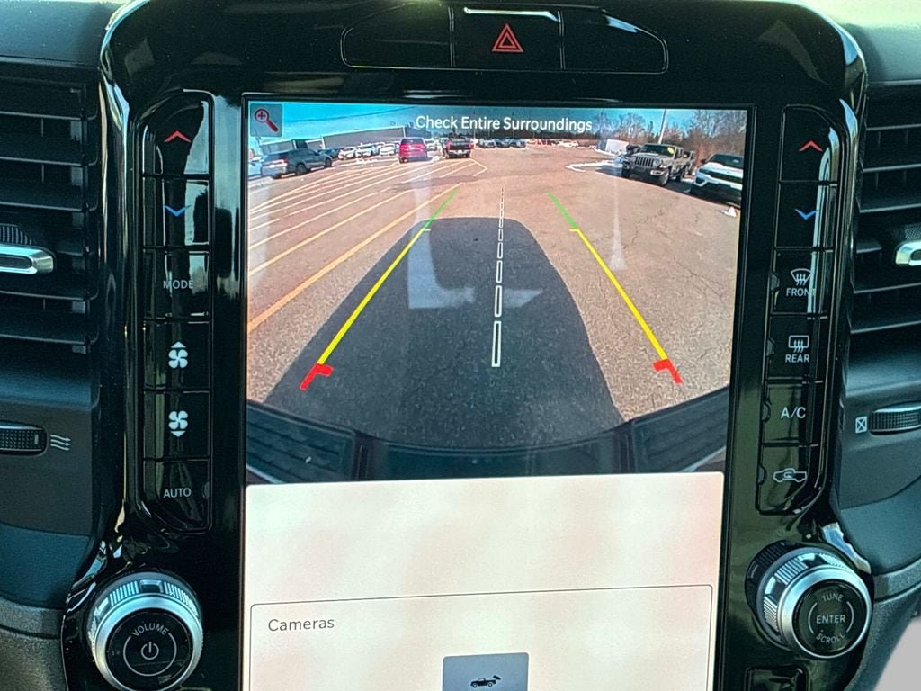 New 2026 RAM 2500 Tradesman AWD/4WD image 16