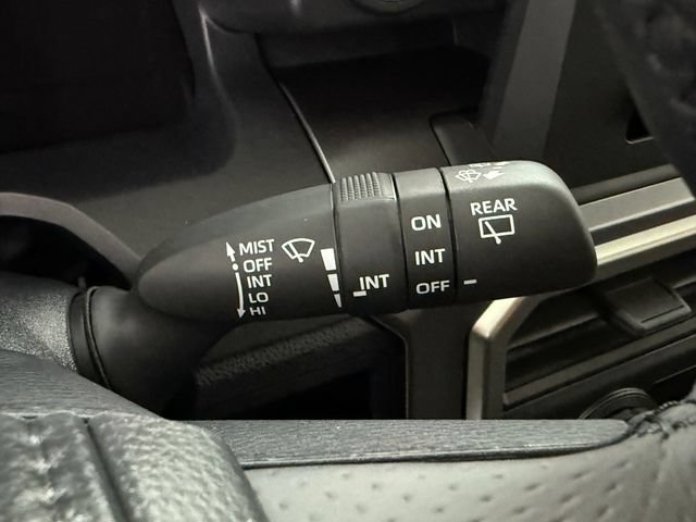 New 2026 Toyota 4Runner SR5 AWD/4WD image 14