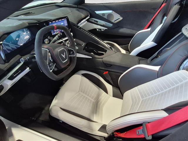 Used 2023 Chevrolet Corvette Stingray Premium Cpe w/ Z51 Performance Package RWD image 15