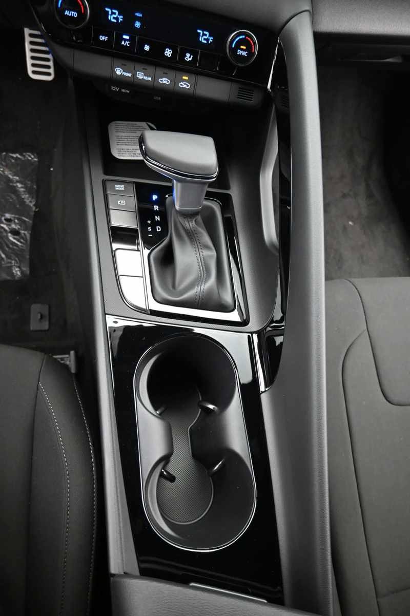 New 2026 Hyundai Elantra Sport image 20