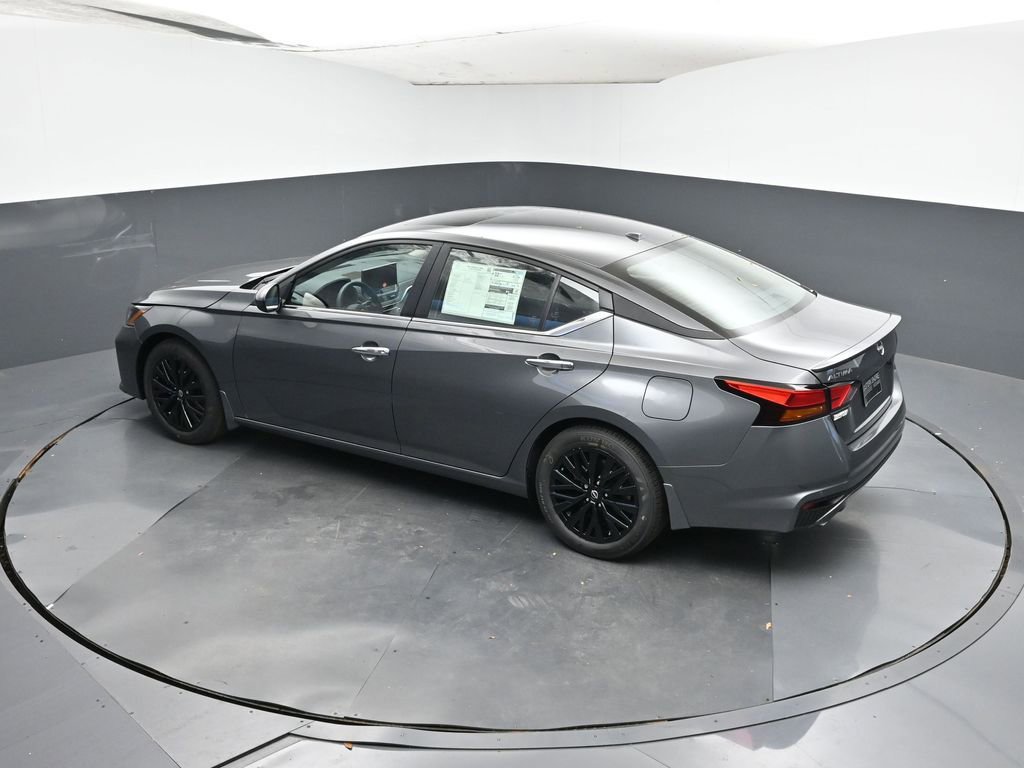 New 2025 Nissan Altima 2.5 SV w/ SV Special Edition Package image 40