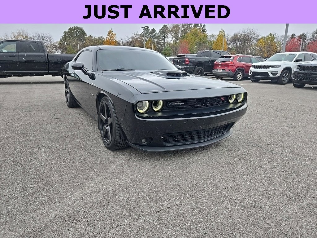 Used 2016 Dodge Challenger R/T Plus