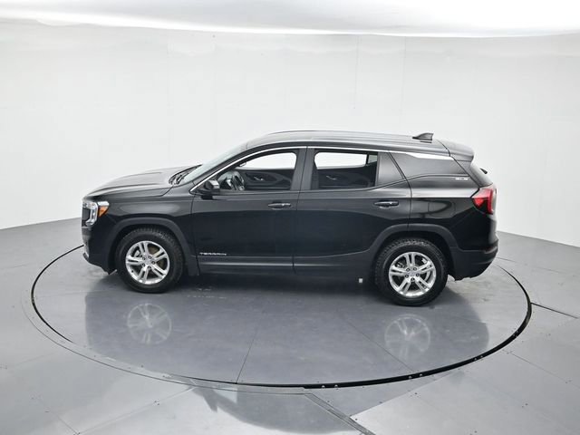 Used 2022 GMC Terrain SLE image 41