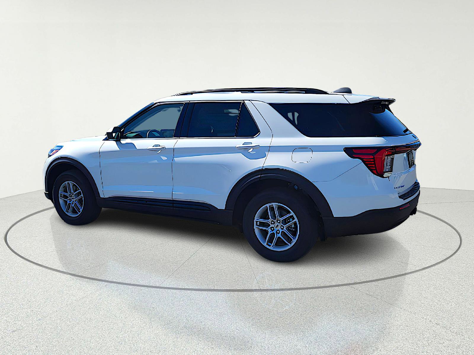 New 2026 Ford Explorer Active image 5