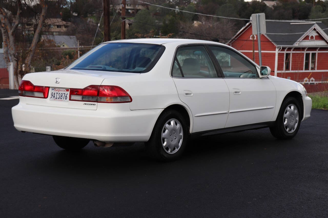 Used 2001 Honda Accord LX image 9