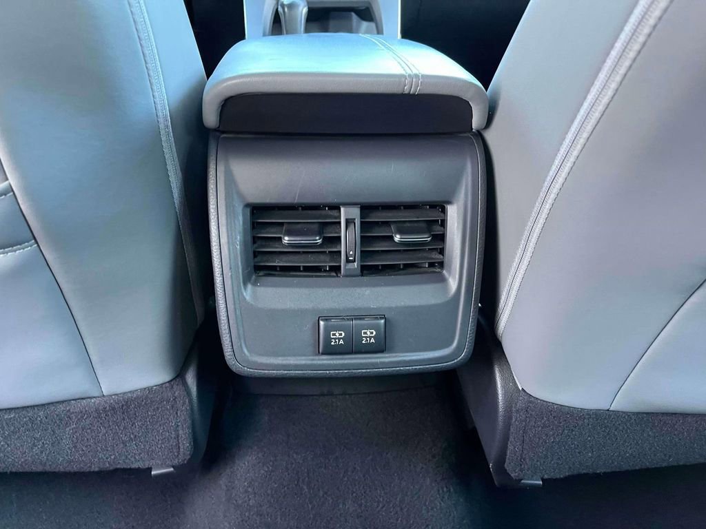 Used 2019 Toyota Avalon XSE w/ All Weather Liner Package FWD image 14