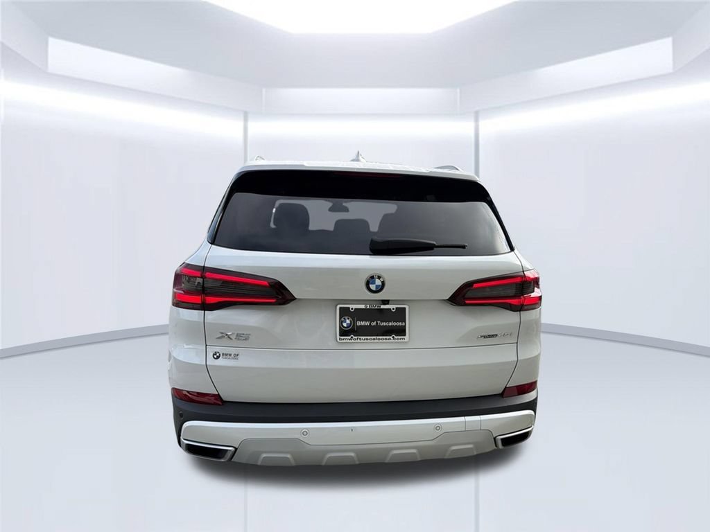 Used 2022 BMW X5 sDrive40i w/ Luxury Seating Package RWD image 6