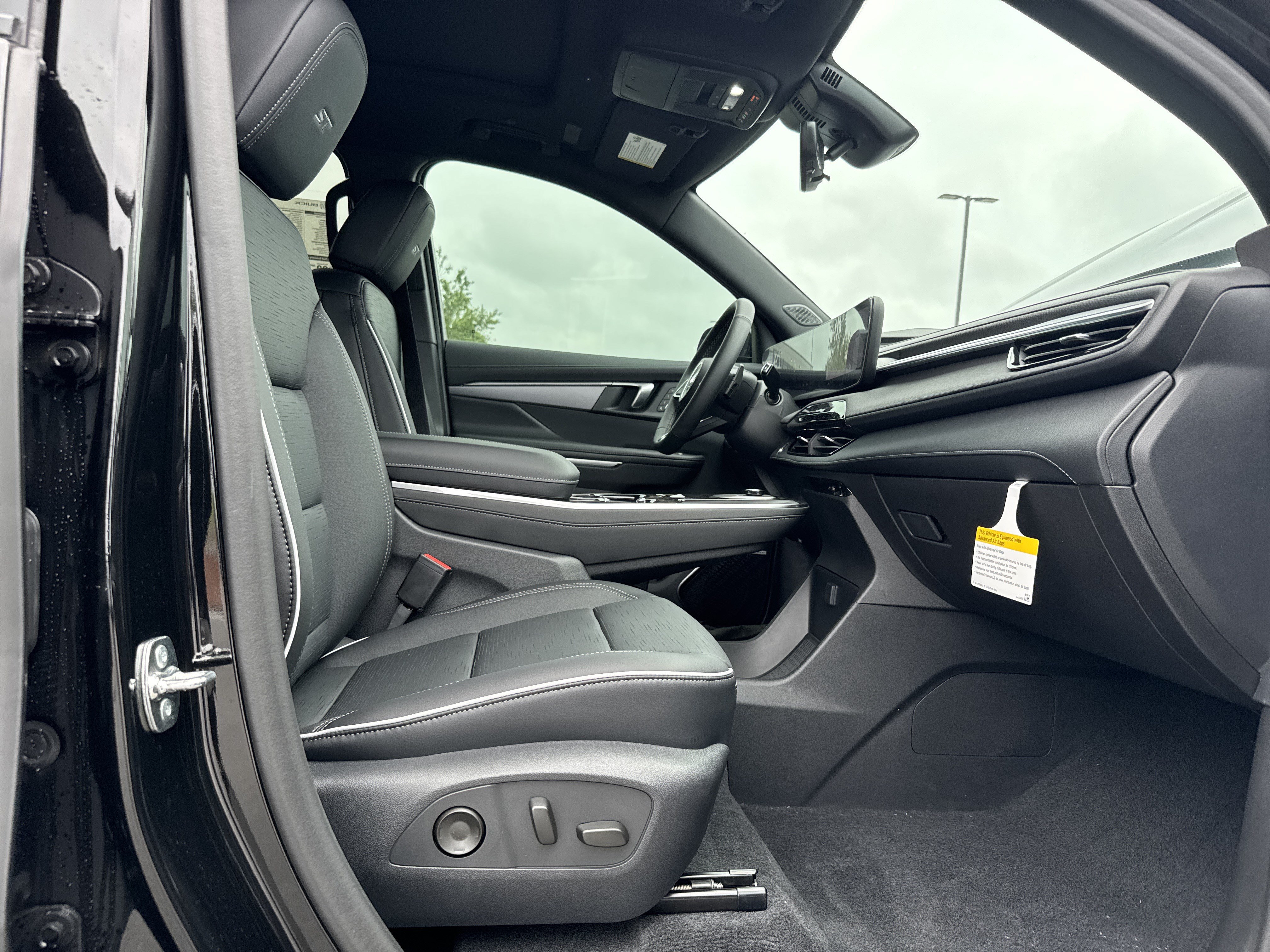 New 2026 Buick Enclave Sport Touring w/ Power Package FWD image 31