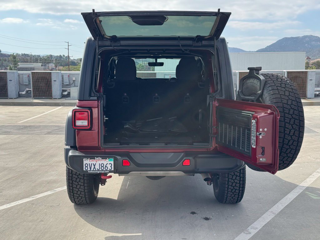 Used 2021 Jeep Wrangler Unlimited Rubicon AWD/4WD image 22