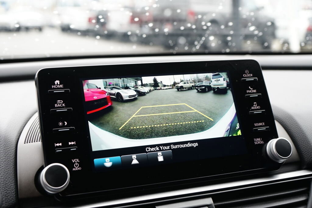 Used 2022 Honda Accord Sport image 16