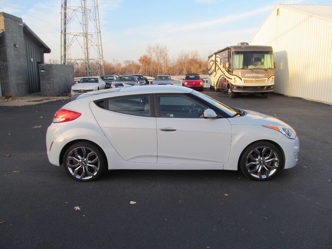 Used 2015 Hyundai Veloster RE:FLEX Edition image 6