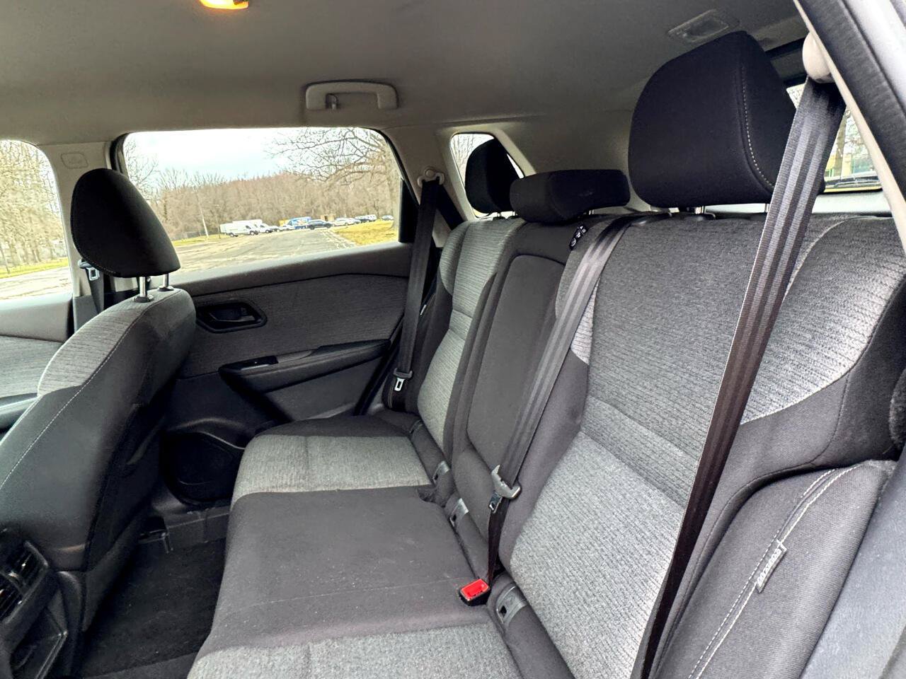Used 2021 Nissan Rogue S AWD/4WD image 35