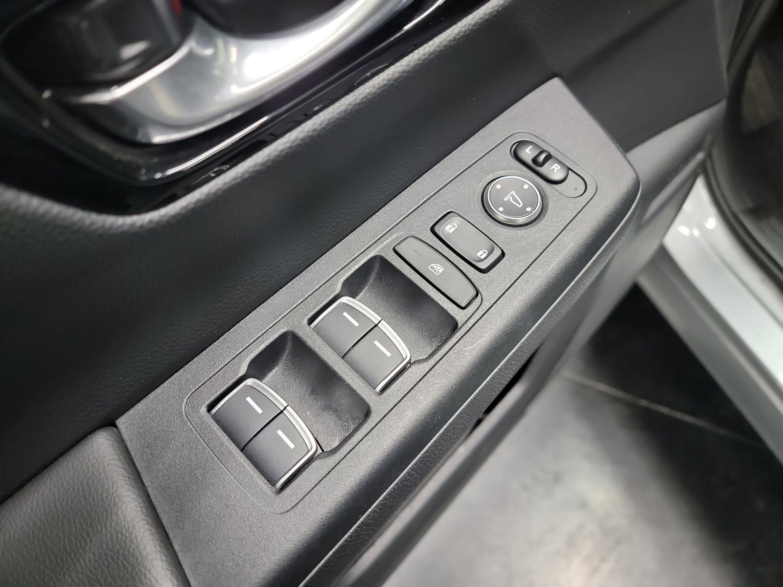 Certified 2023 Honda CR-V EX-L image 14