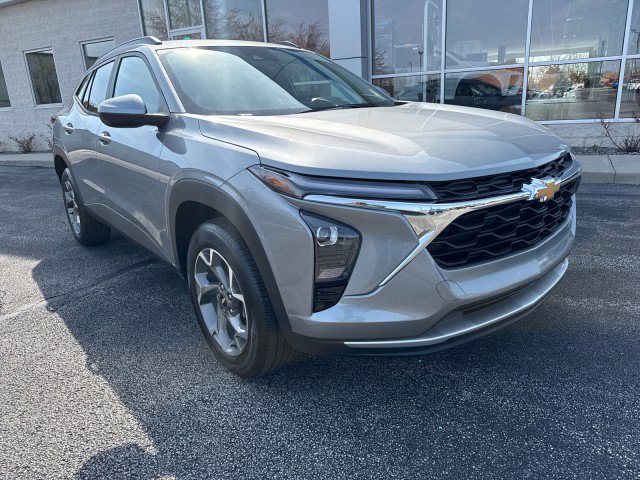 Used 2026 Chevrolet Trax LT w/ Driver Confidence Package