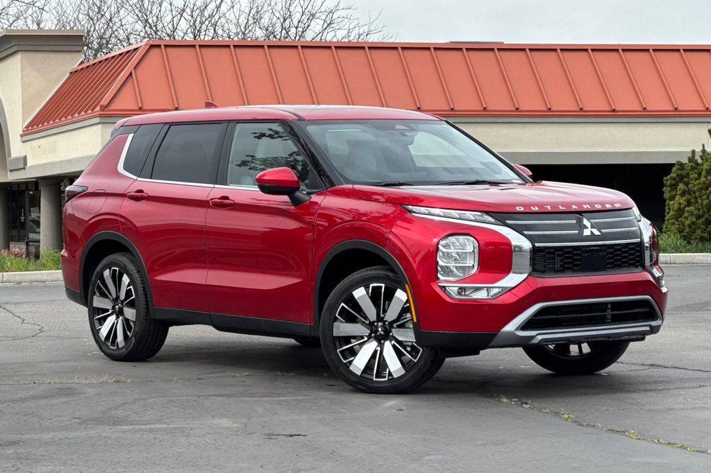 New 2026 Mitsubishi Outlander SE AWD/4WD image 2