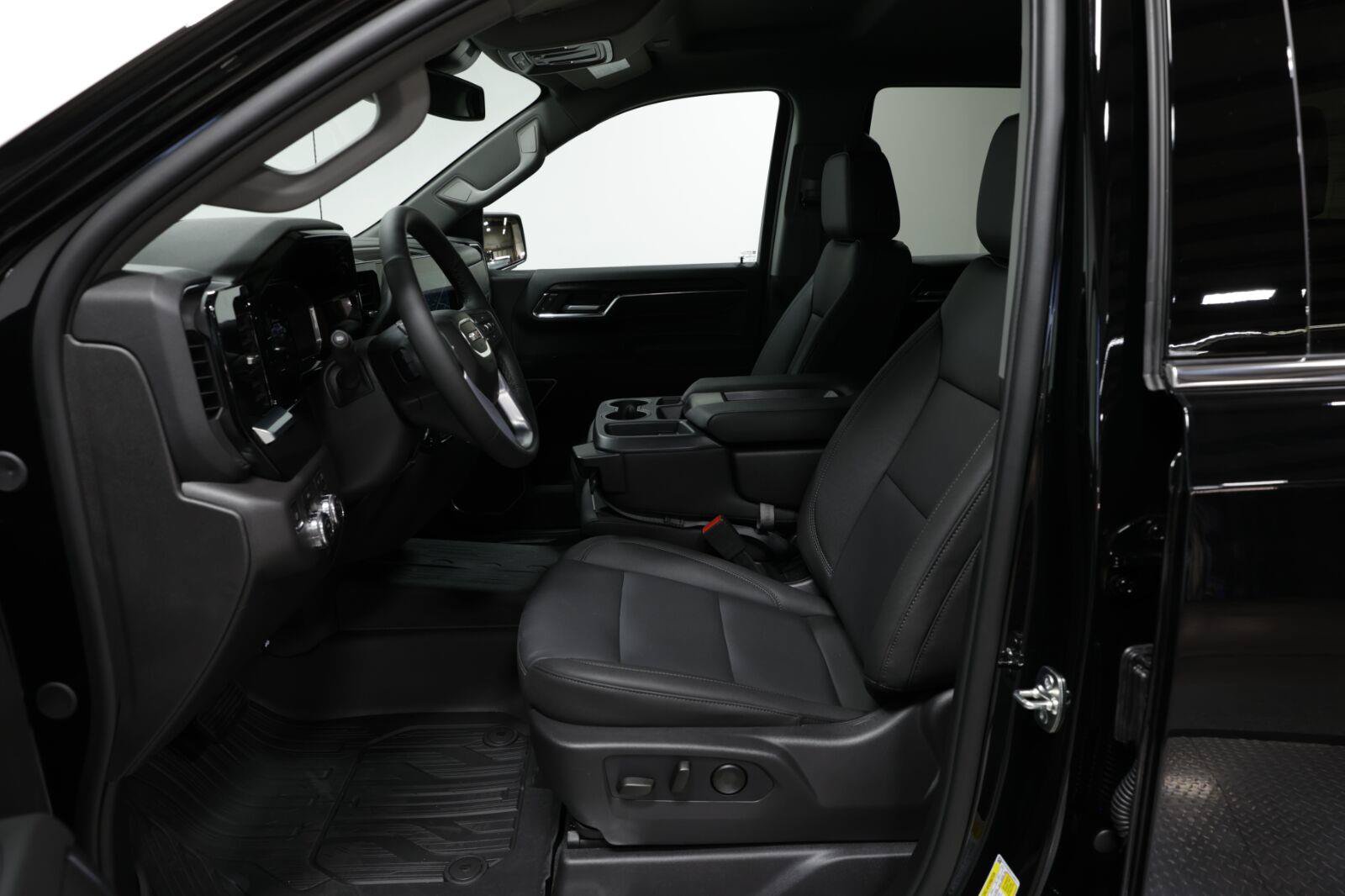 New 2026 GMC Sierra 1500 SLT AWD/4WD image 32