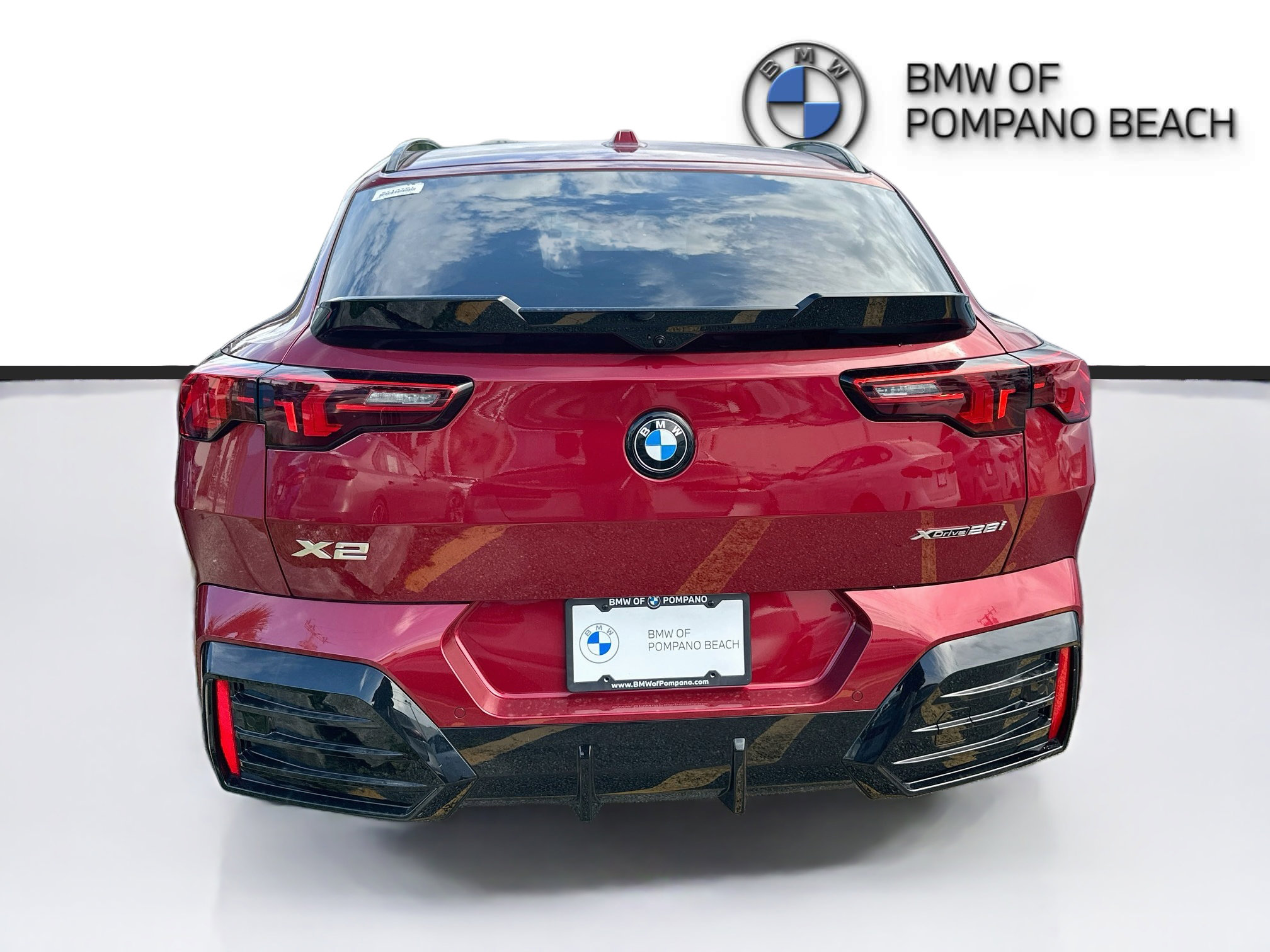New 2026 BMW X2 xDrive28i w/ M Sport Package AWD/4WD image 5