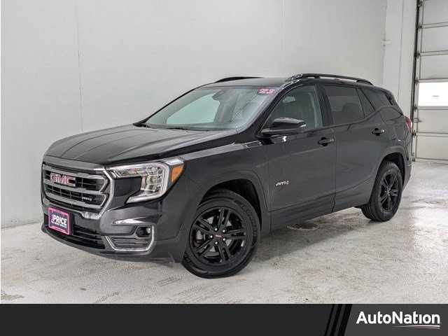 Used 2023 GMC Terrain AT4
