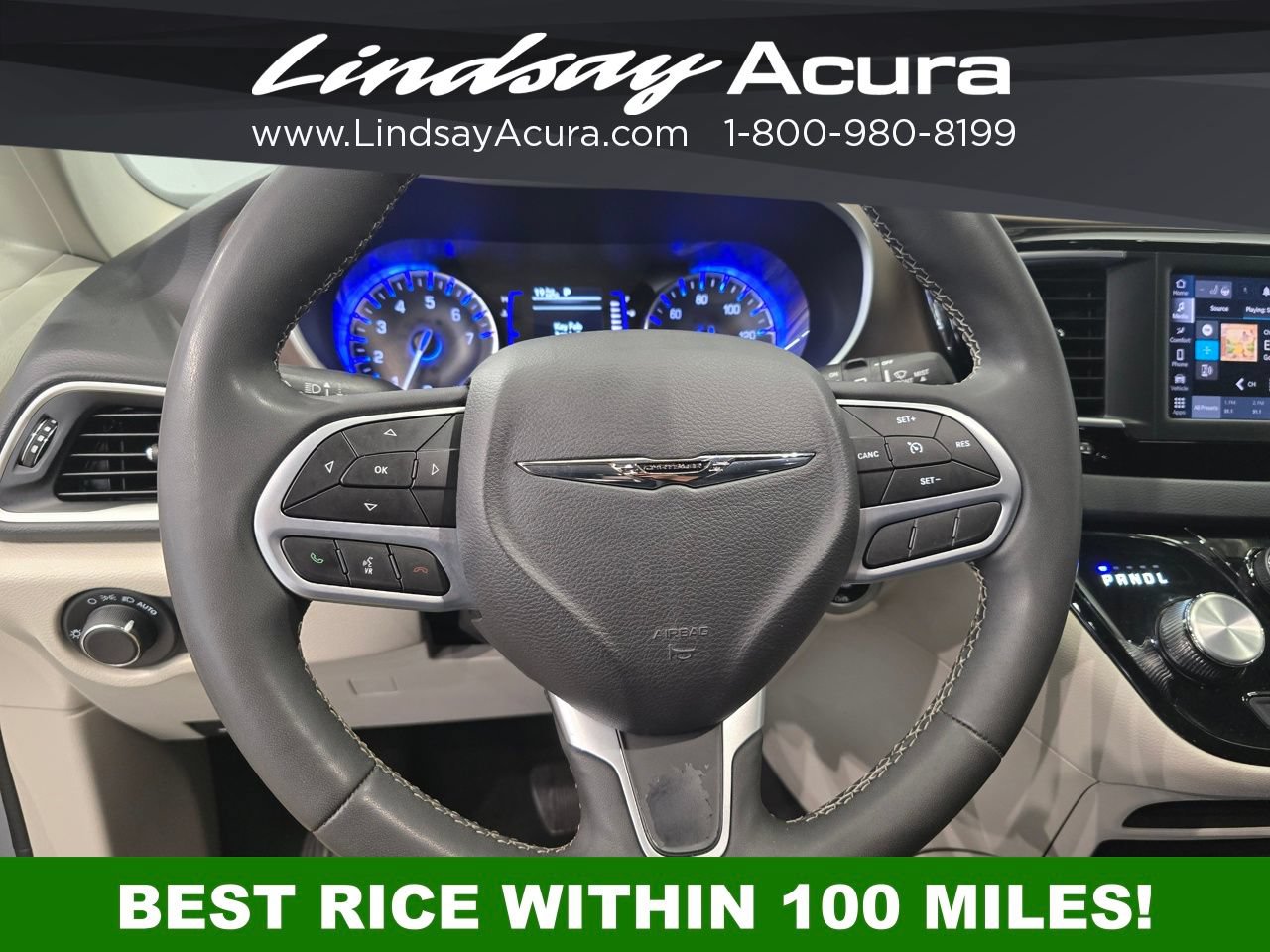 Used 2023 Chrysler Voyager LX FWD image 14