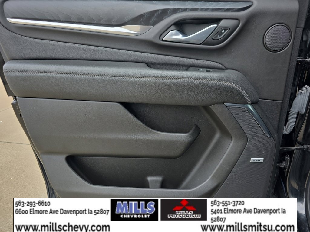 Used 2022 GMC Yukon XL Denali AWD/4WD image 16