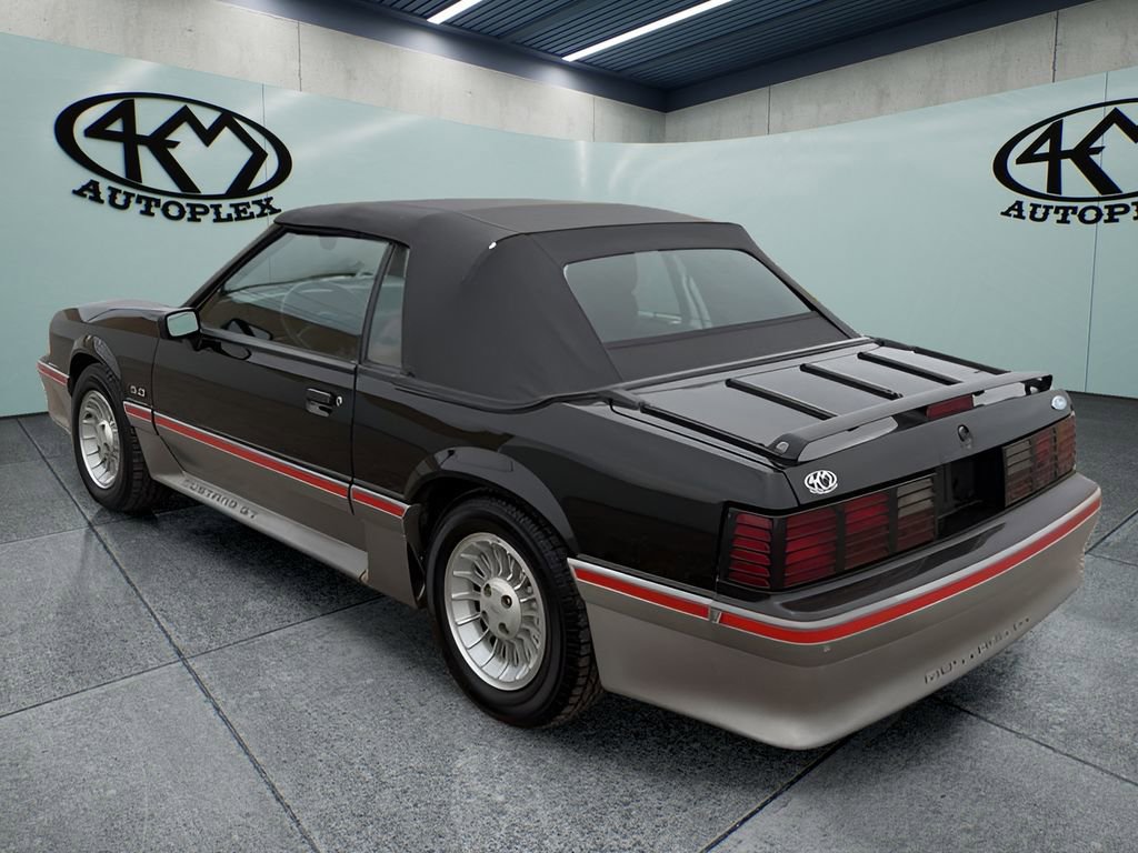 Used 1988 Ford Mustang GT RWD image 5