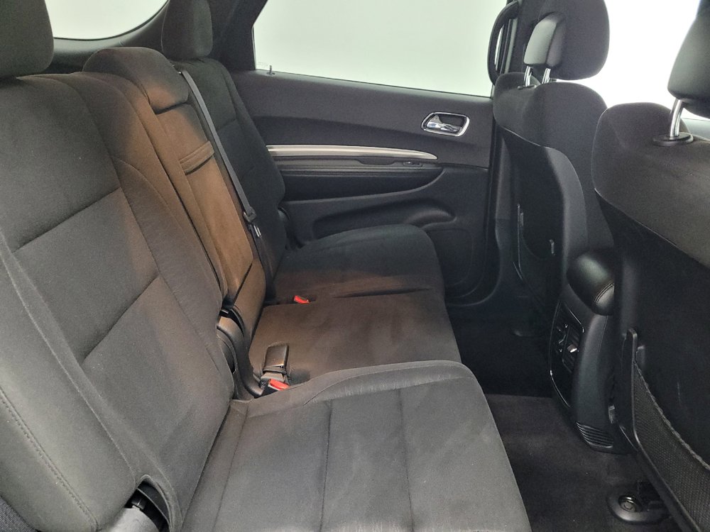 Used 2018 Dodge Durango SXT w/ 3rd Row Seating Group RWD image 19