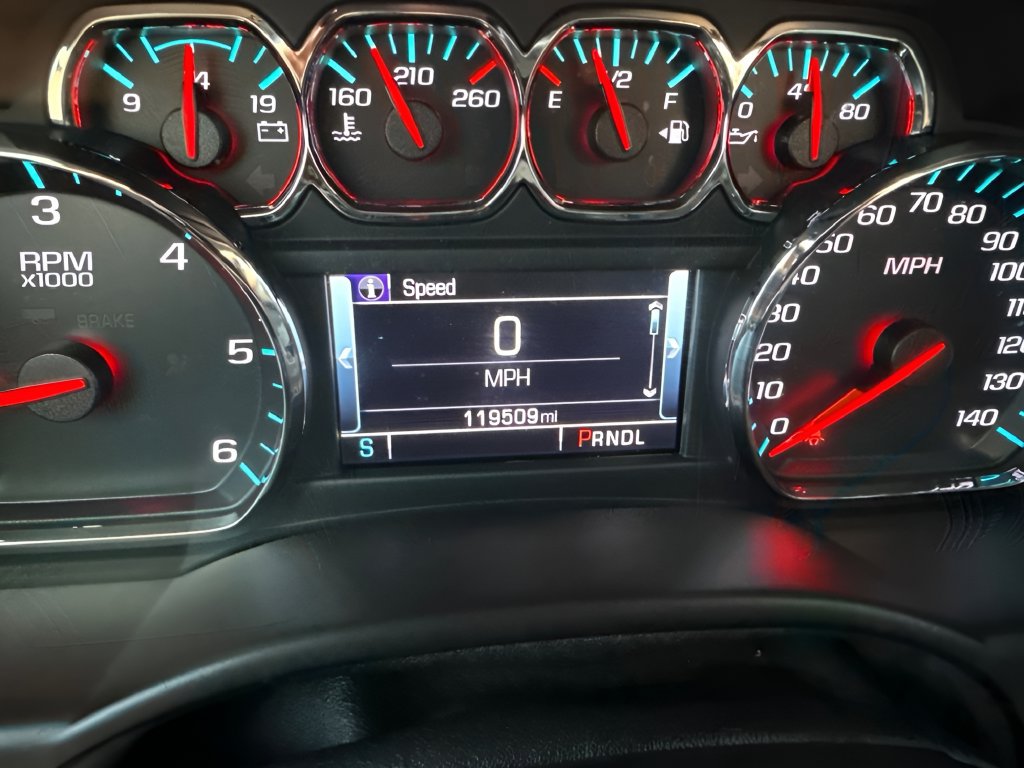 Used 2018 Chevrolet Tahoe Premier AWD/4WD image 31