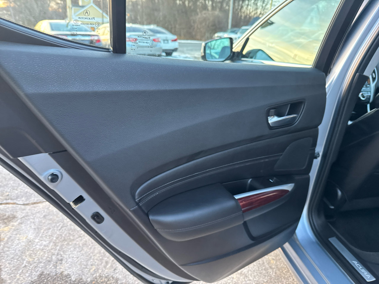 Used 2016 Acura TLX V6 w/ Technology Package image 35