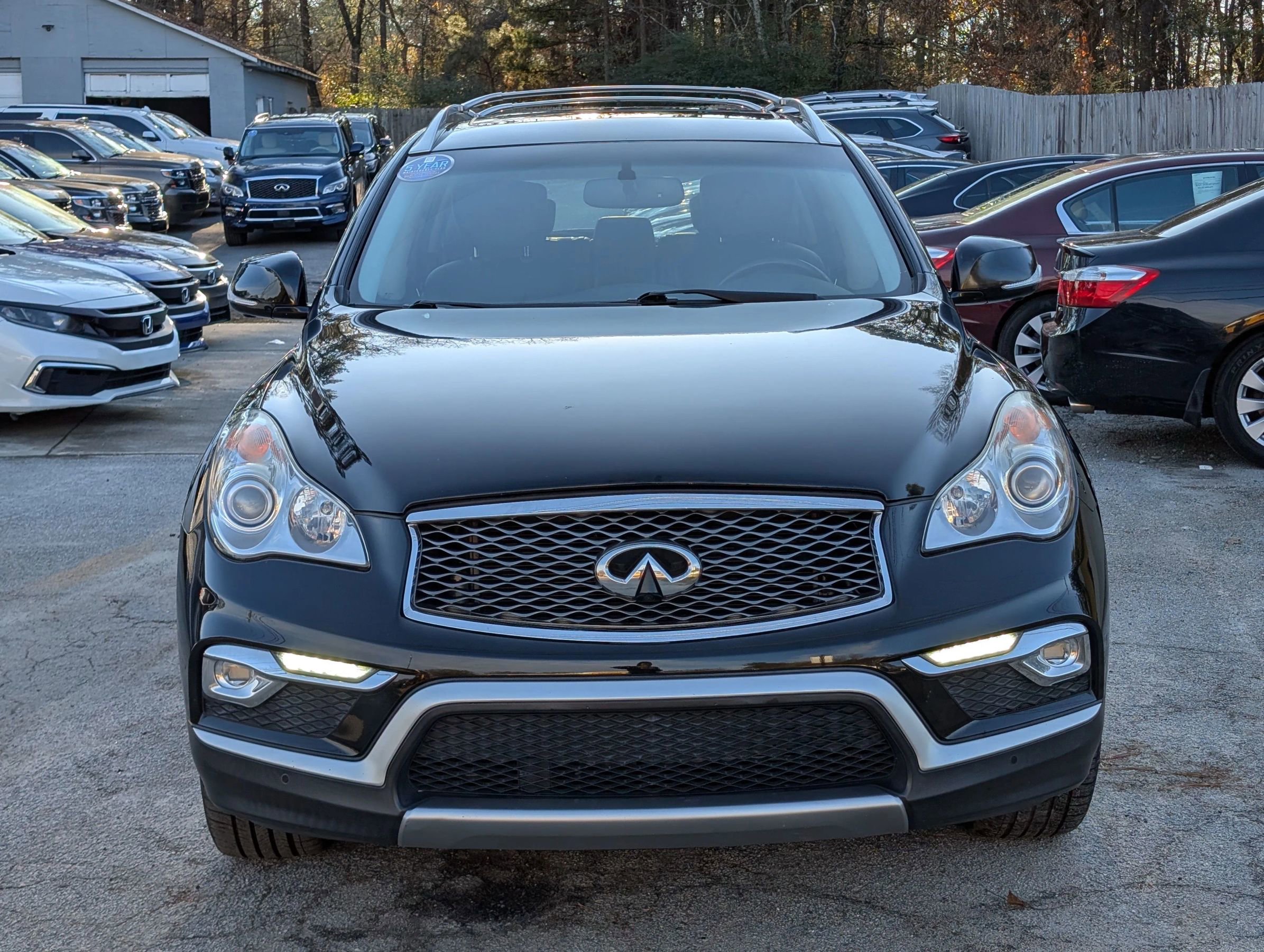 Used 2016 INFINITI QX50 AWD w/ Deluxe Touring Package image 2