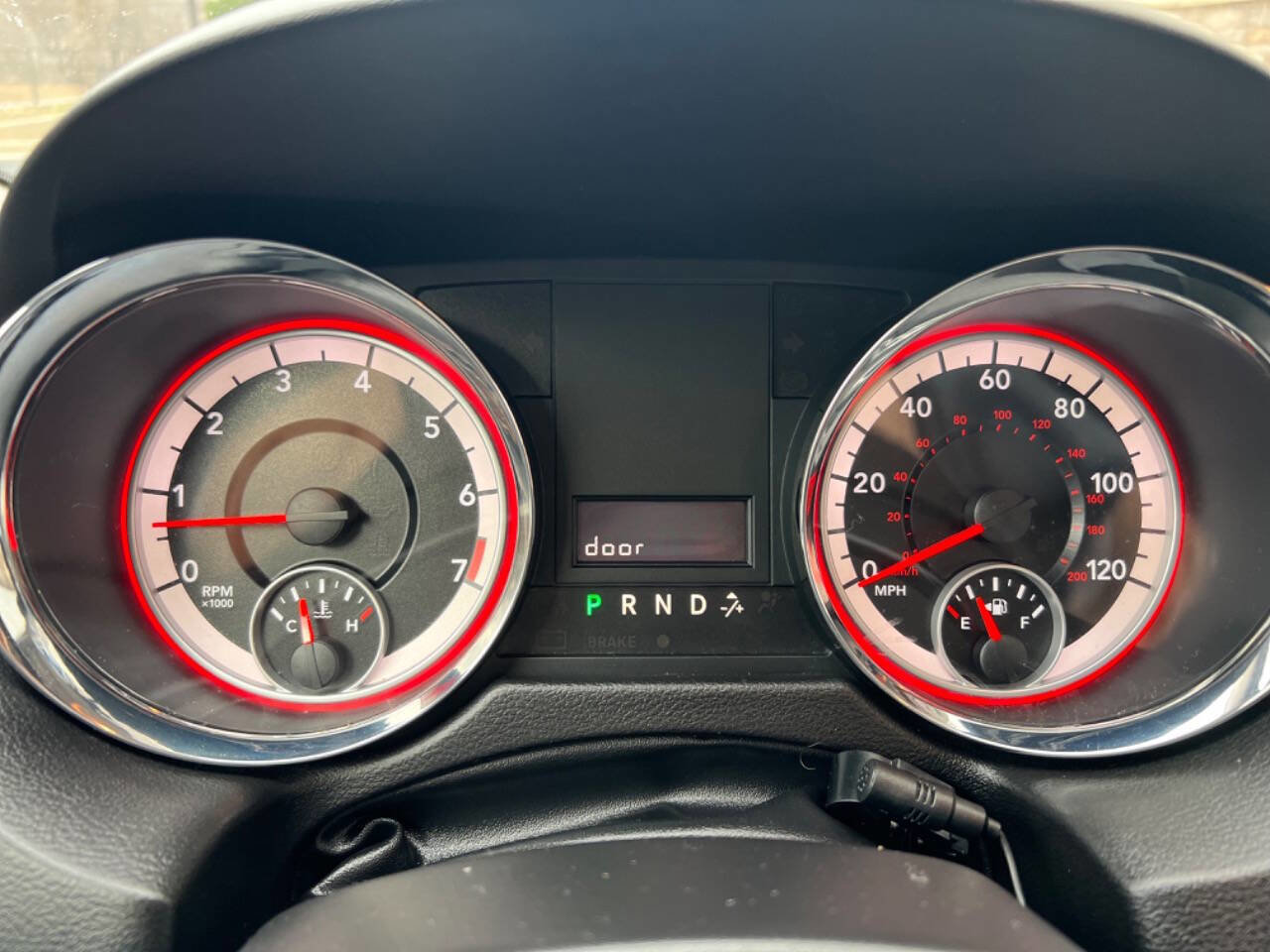 Used 2013 Dodge Grand Caravan SXT image 10