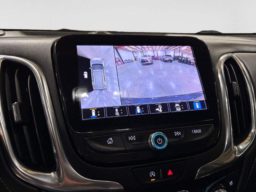 Used 2022 Chevrolet Equinox Premier AWD/4WD image 22
