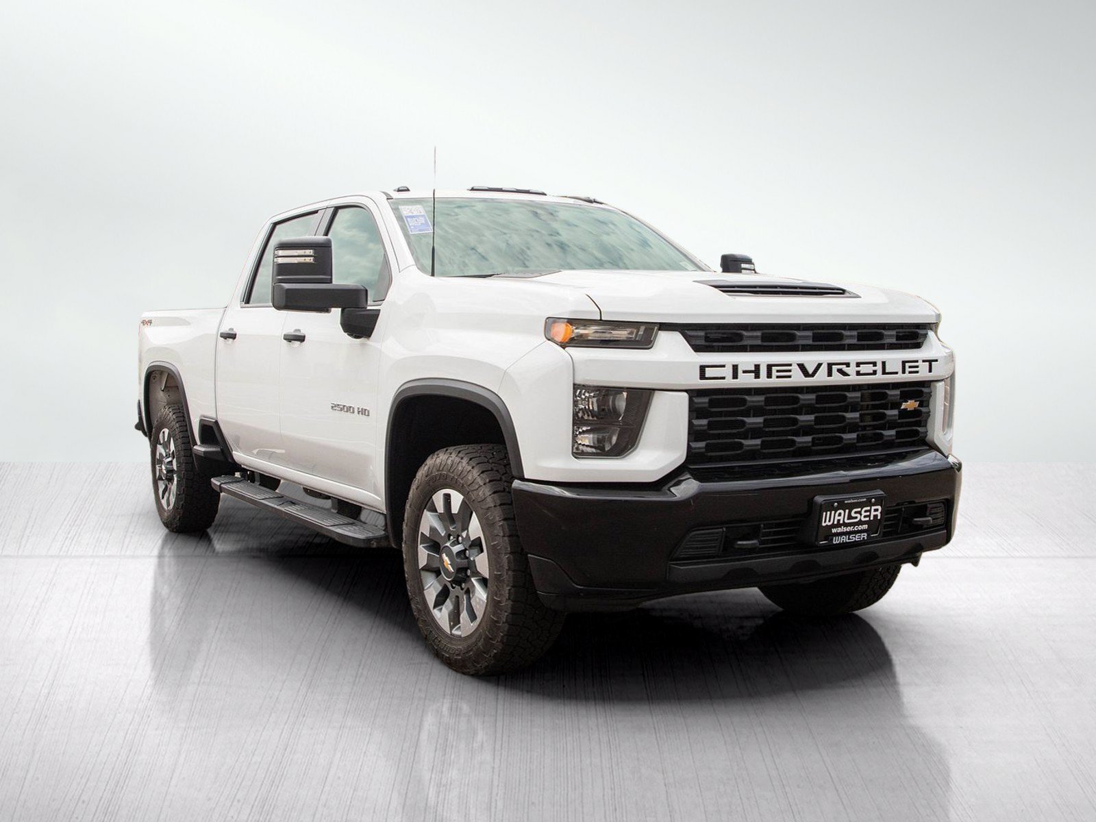 Used 2022 Chevrolet Silverado 2500 Custom w/ Custom Value Package AWD/4WD image 7
