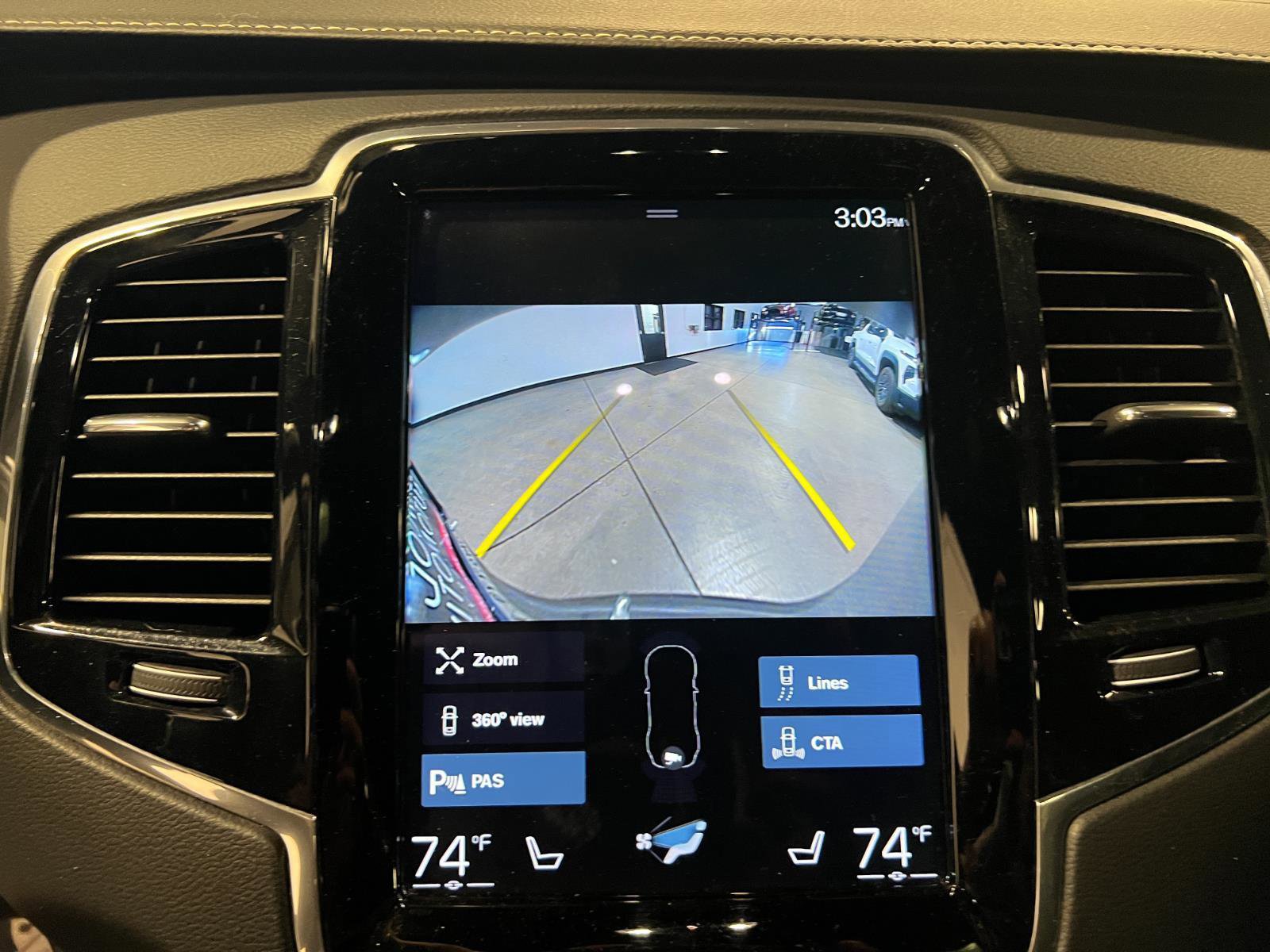 Used 2020 Volvo XC90 T8 R-Design w/ Protection Package Premier image 18