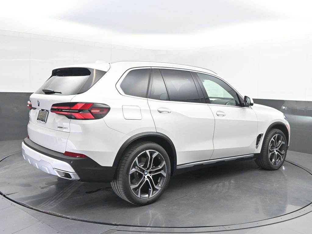 New 2026 BMW X5 xDrive40i AWD/4WD image 7