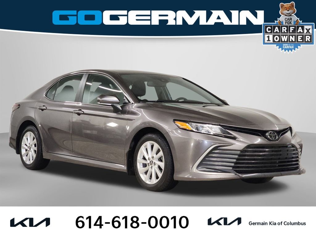 Used 2023 Toyota Camry LE w/ Convenience Package image 4