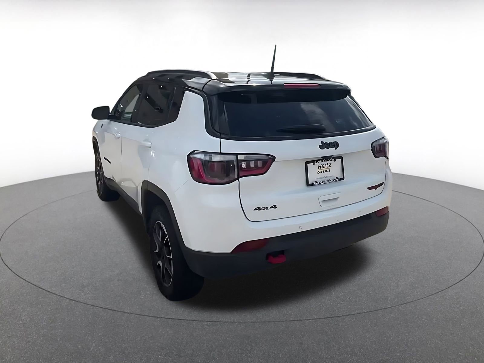 Used 2025 Jeep Compass Trailhawk AWD/4WD image 11