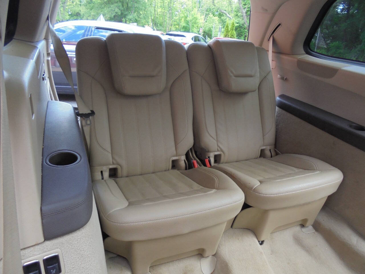 Used 2015 Mercedes-Benz GL 450 4MATIC w/ Lighting Package image 12