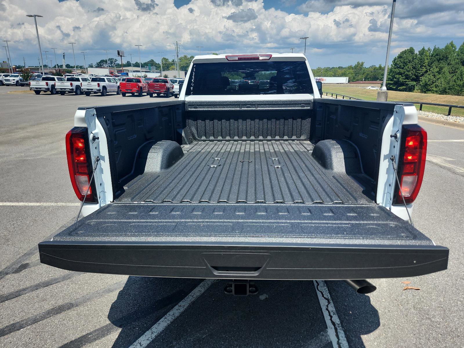 New 2025 GMC Sierra 2500 Pro image 9