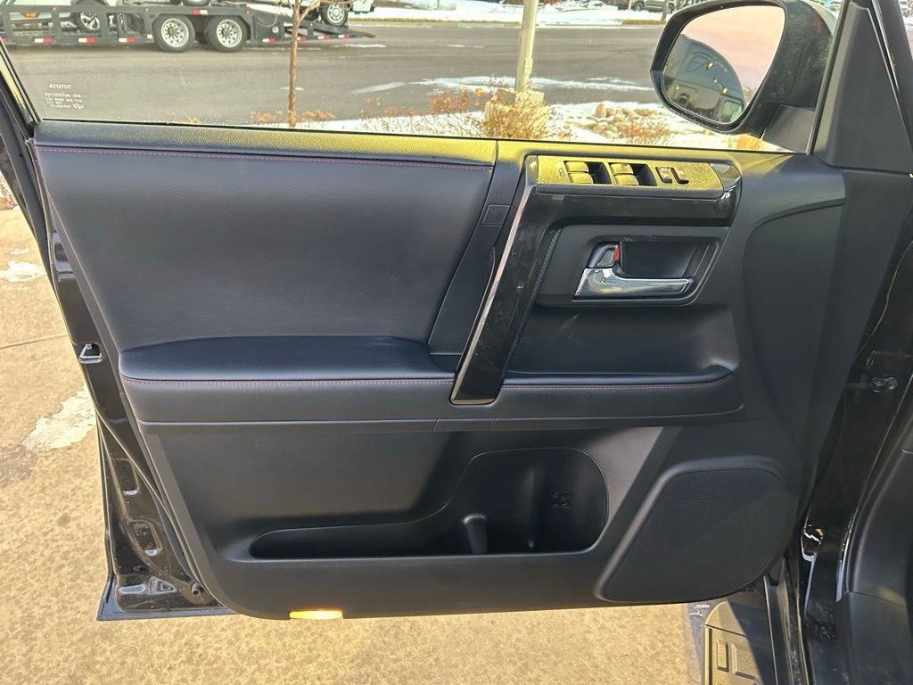 Used 2024 Toyota 4Runner TRD Off-Road Premium image 10
