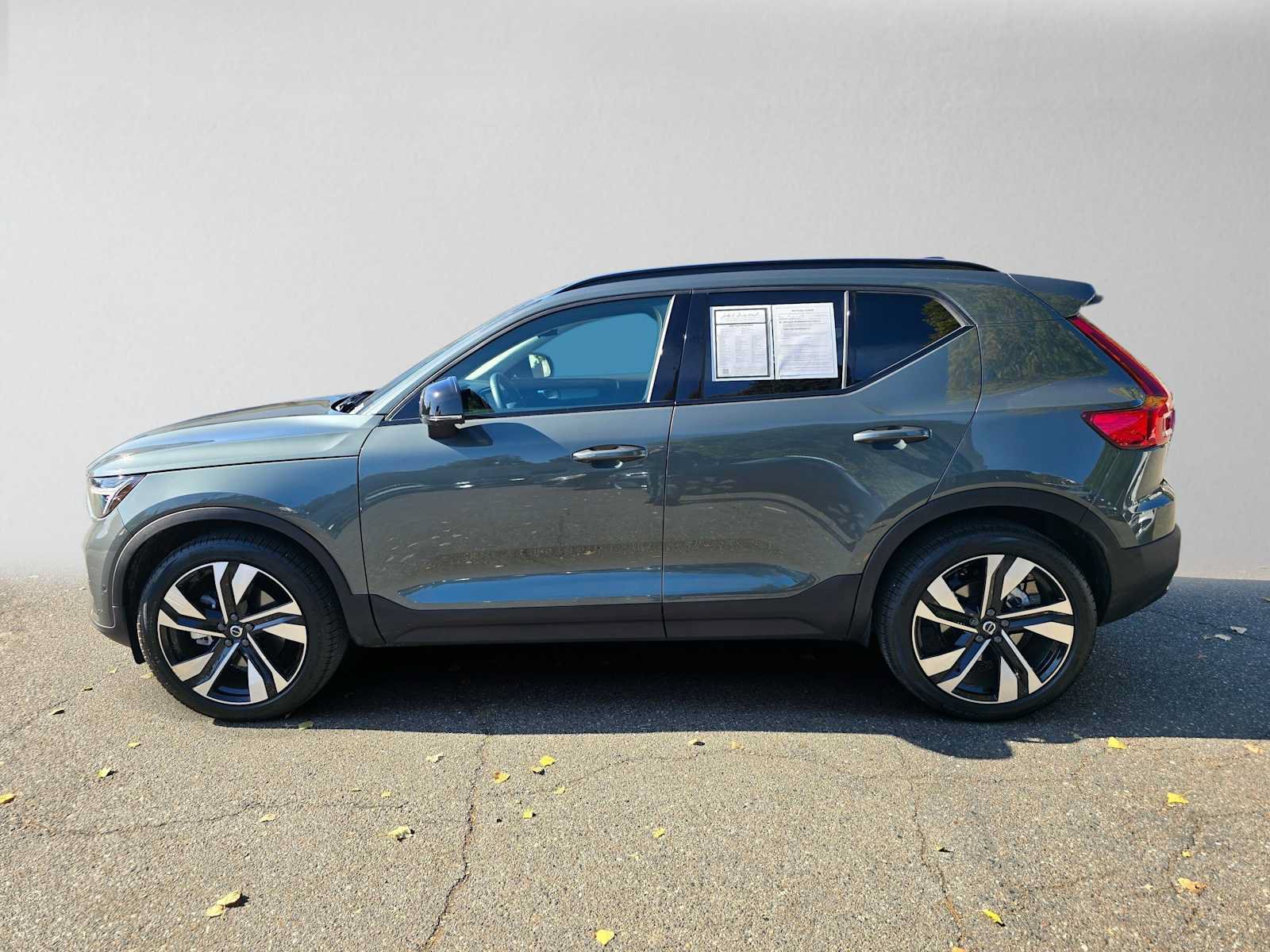 Used 2026 Volvo XC40 B5 Ultra w/ Protection Package Premier AWD/4WD image 6