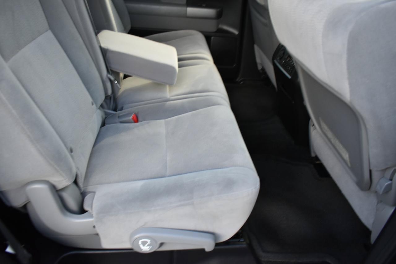 Used 2013 Toyota Sequoia SR5 AWD/4WD image 31
